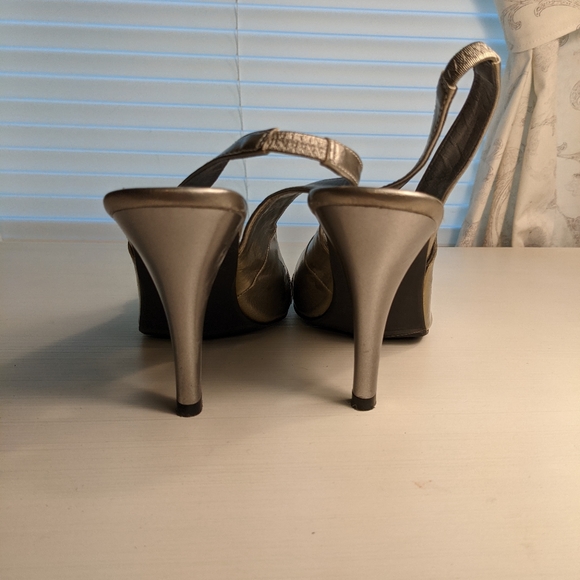 Madeline Stuart Sling-Back Peep-Toe Heels - Picture 3 of 6